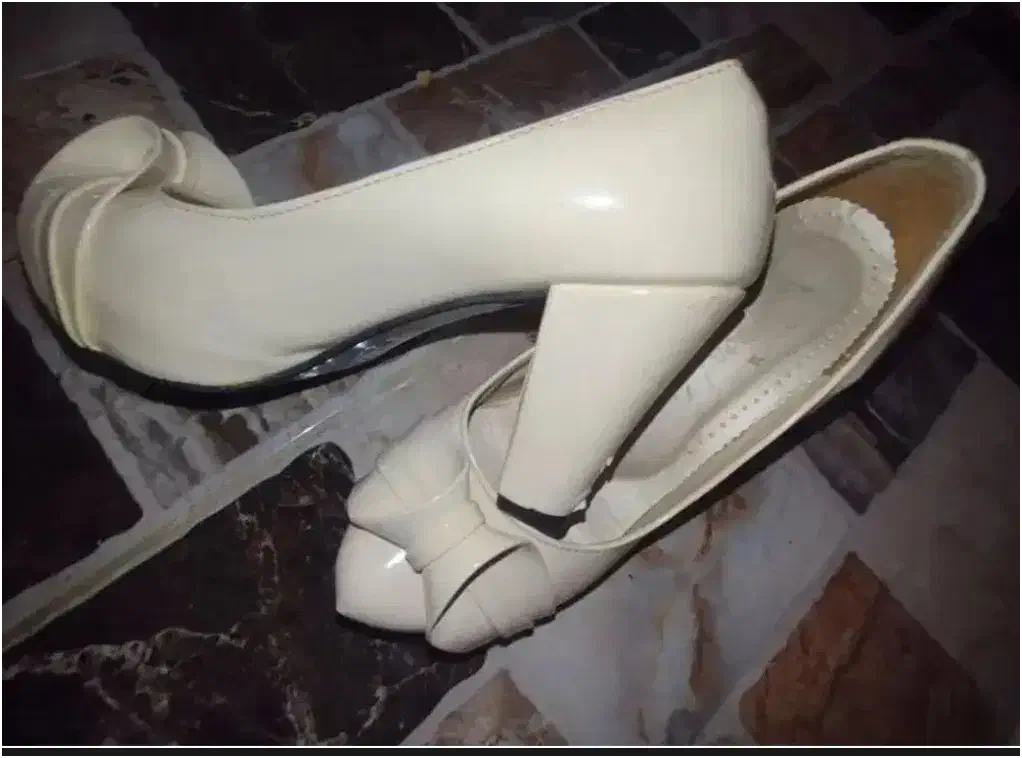 کفش مجلسی|کیف، کفش، کمربند|هشتگرد, شهرک ولیعصر (مصلی)|دیوار