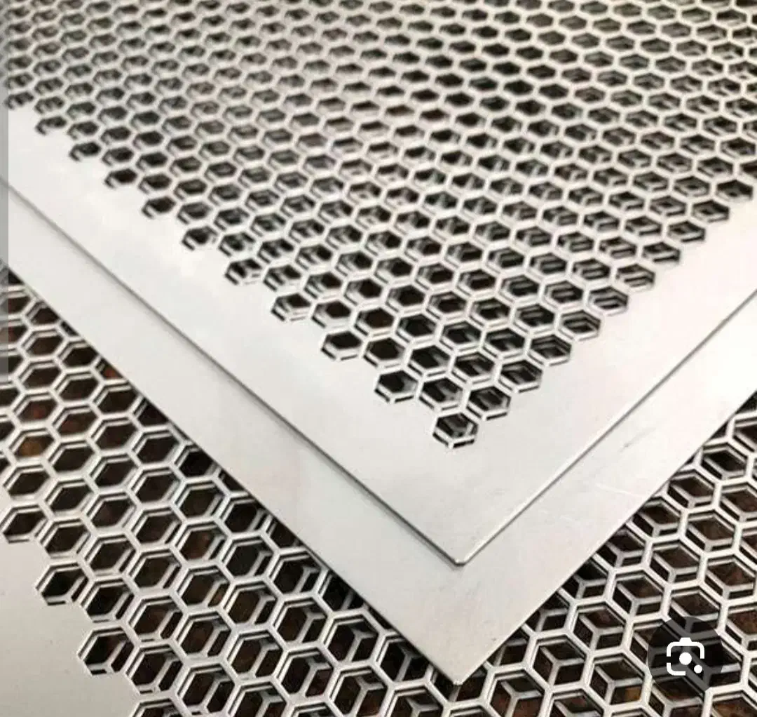 کار ماهر و نیمه ماهر تولید ورق پانچ|استخدام صنعتی، فنی، مهندسی|ری, بازار آهن|دیوار