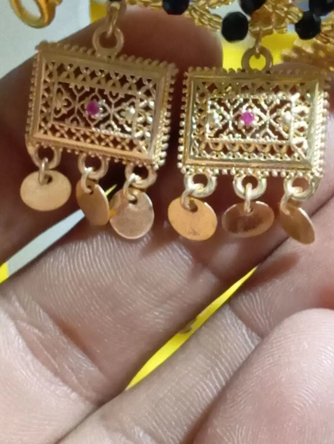 گوشواره زنانه رنگ ثابت عمده با مدل متنوع|بدلیجات|تهران, جوادیه|دیوار