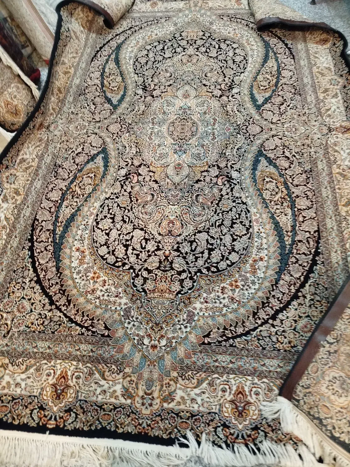 فرش دست دوم و نو با قیمت بسیار ارزان|فرش|میانه, |دیوار
