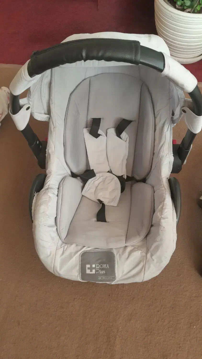 کریر قابل نصب روی کالسکه در حد نو|کالسکه و لوازم جانبی|تبریز, |دیوار