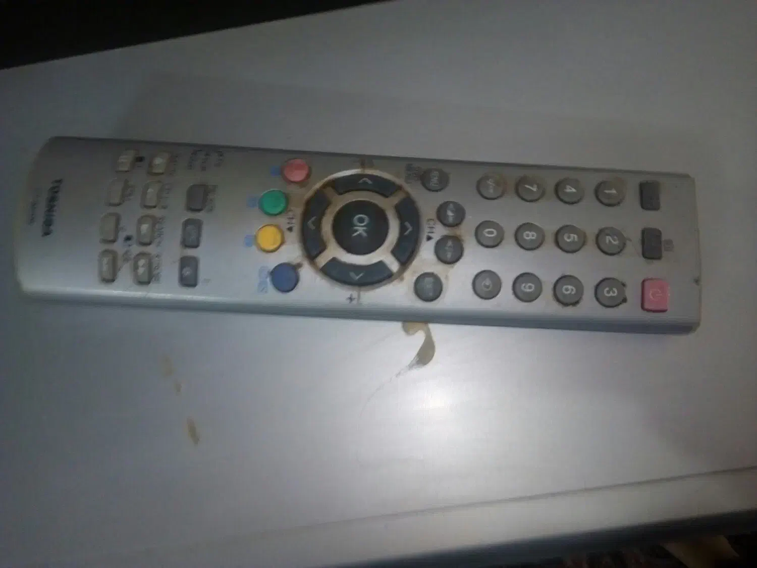 تلوزیون توشیوبا|تلویزیون و پروژکتور|گلبهار, شهر جدید گلبهار|دیوار