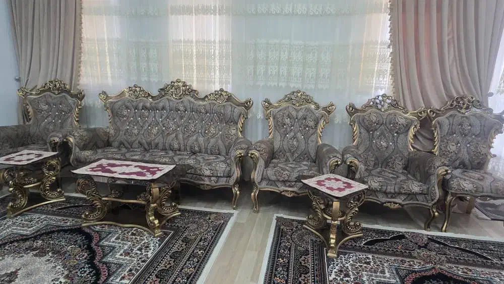 مبل سلطنتی ۹ نفره با جلو مبلی چوب راش|مبلمان خانگی و میز عسلی|شوط, |دیوار