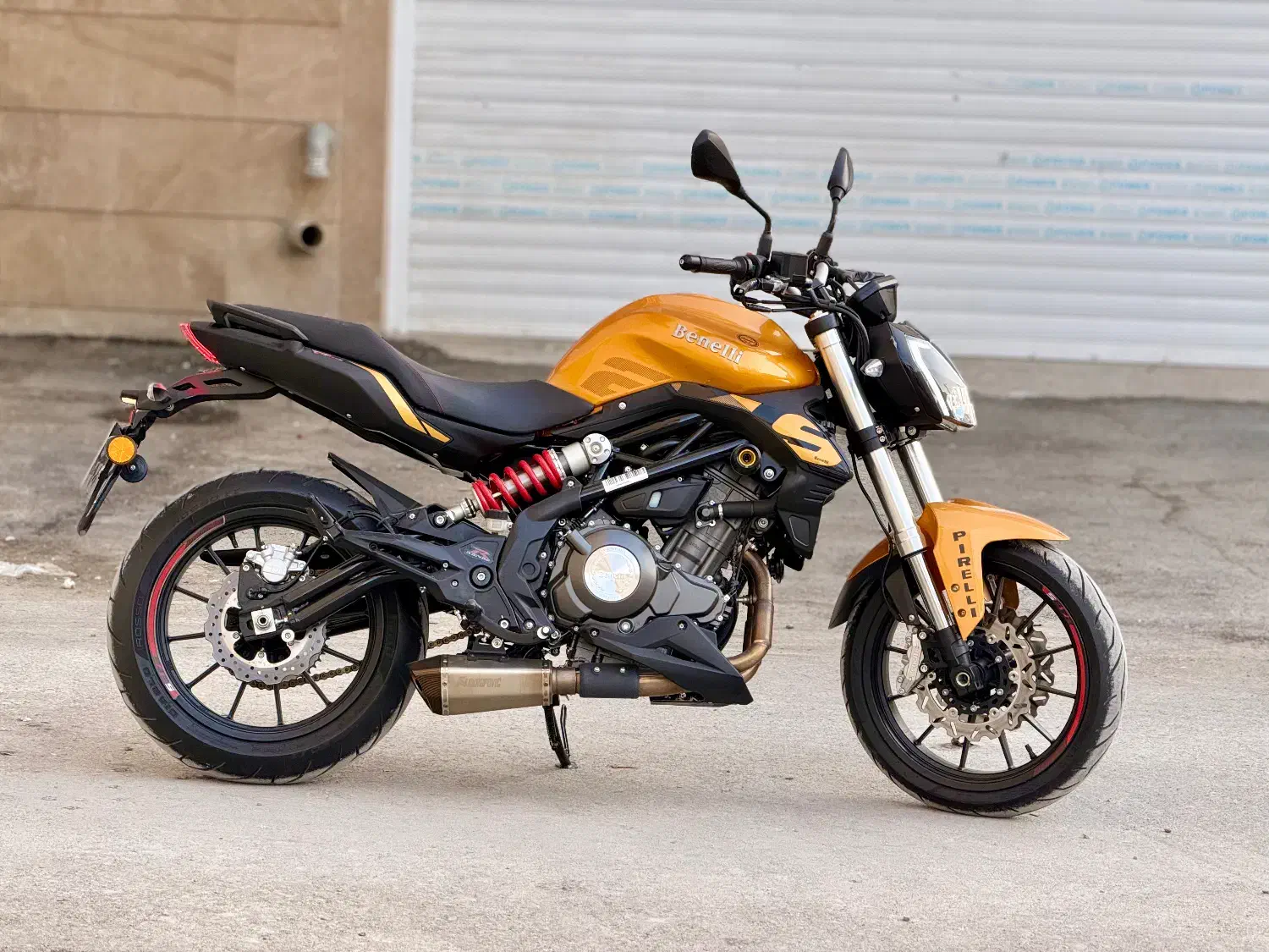 بنلی 300|موتورسیکلت|کازرون, |دیوار