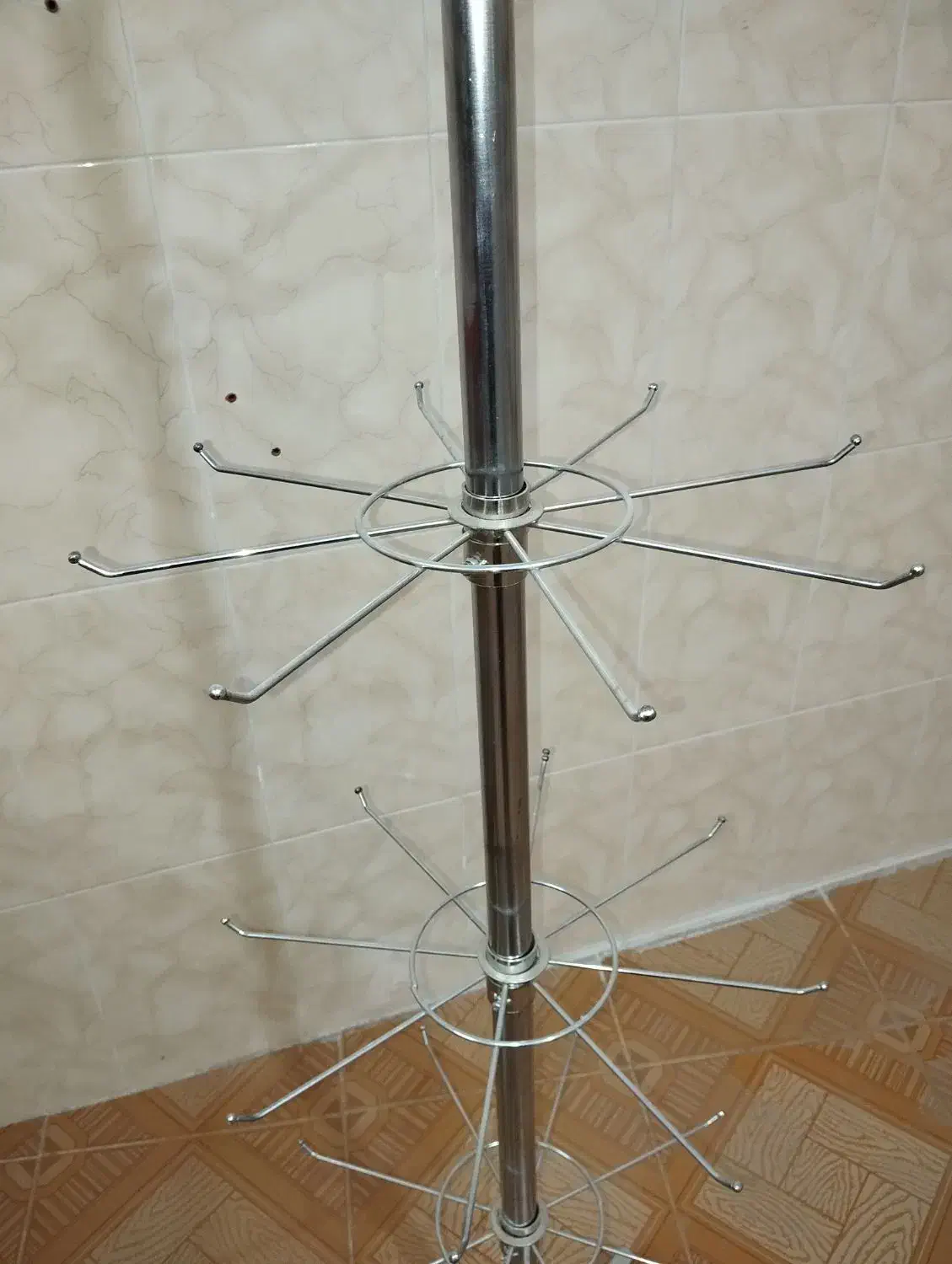 استند چرخشی و ویترین|فروشگاه و مغازه|چغادک, |دیوار