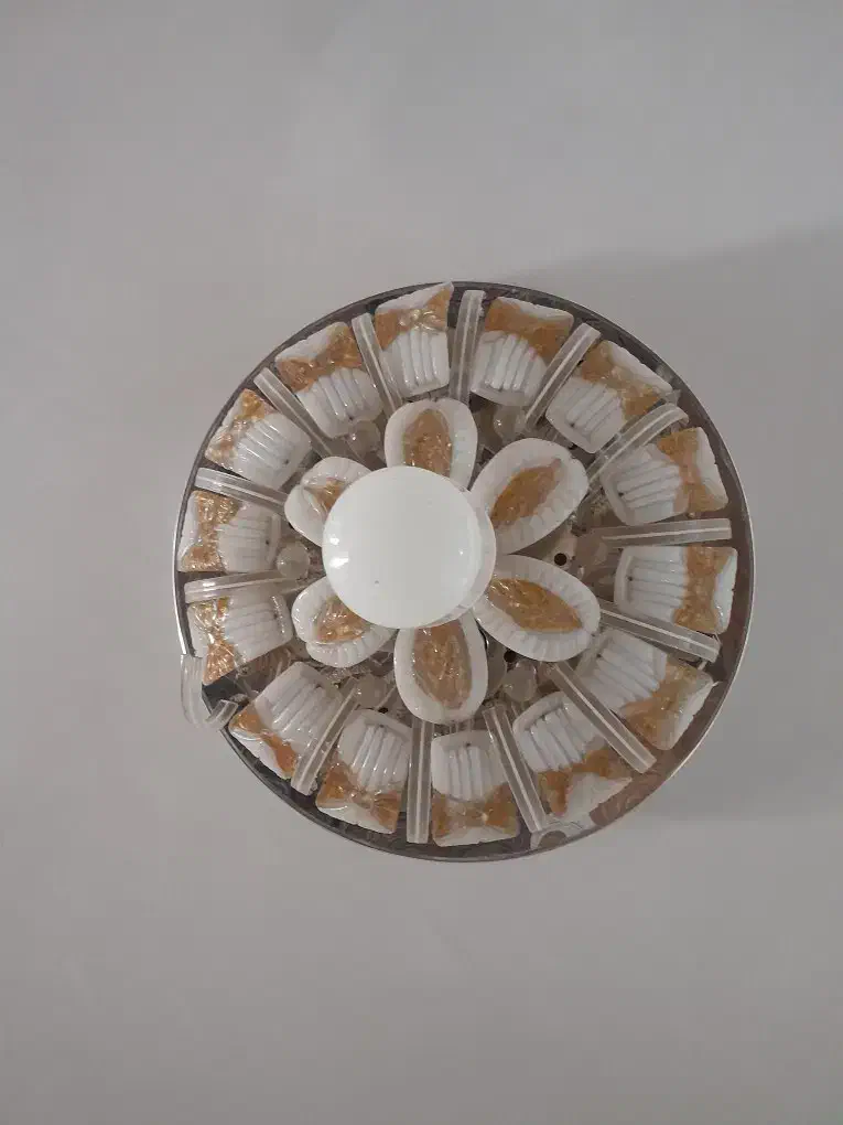 دو عدد لوستر|لوستر و چراغ آویز|گنبد کاووس, |دیوار