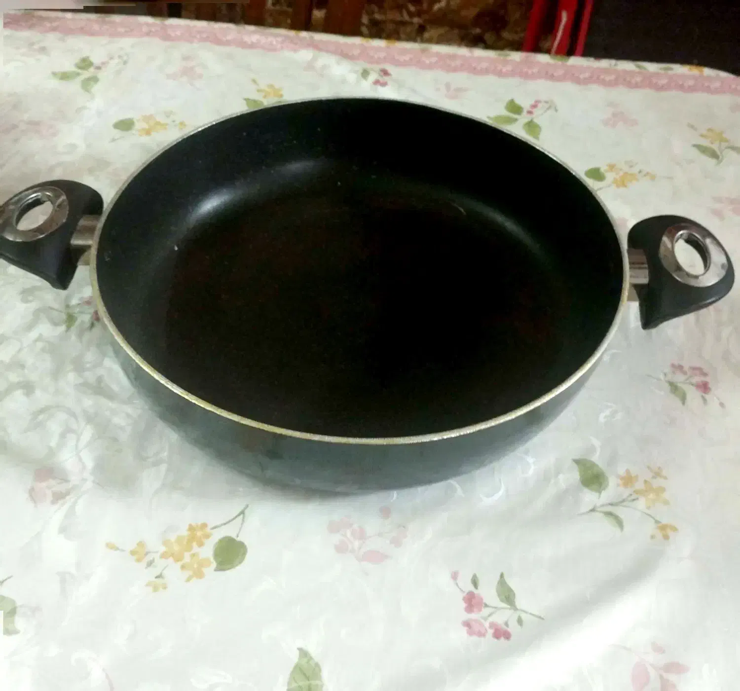 4 عدد ظروف تفلون کارکرده|ظروف پختوپز|قزوین, |دیوار