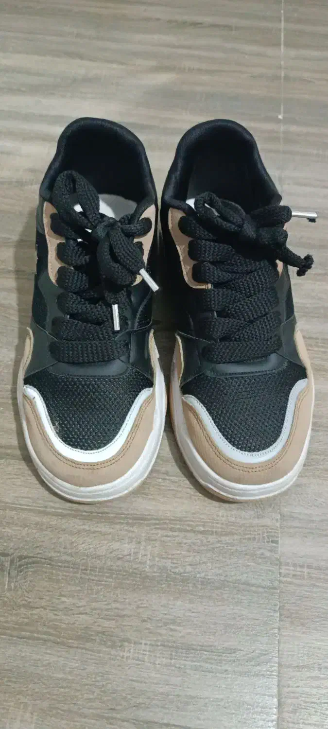 کتونی زنانه نو|کیف، کفش، کمربند|رشت, توشیبا|دیوار