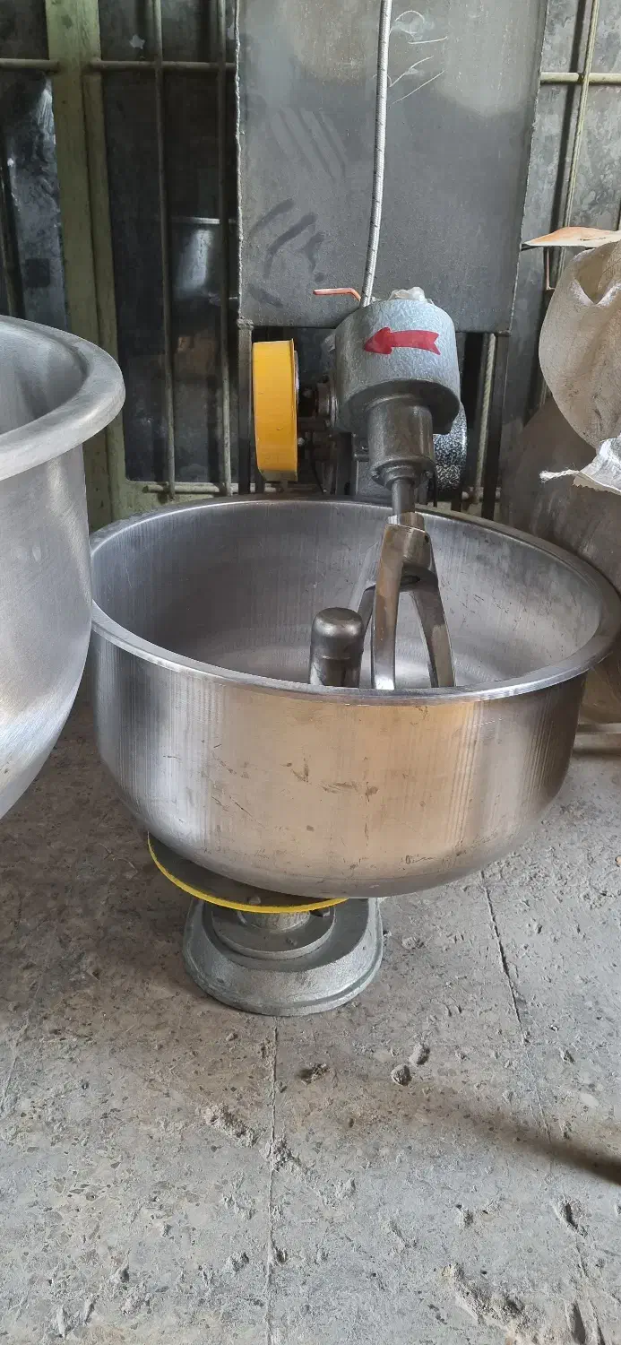 تجهیزات نانوایی دست دوم|فروشگاه و مغازه|خمینی‌شهر, |دیوار