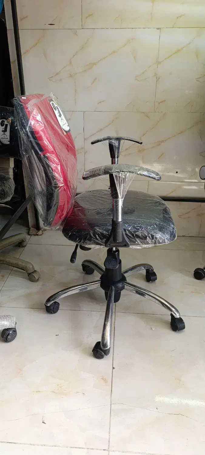 صندلی جکدار راحتیران|دفتر کار|قم, کلهری|دیوار