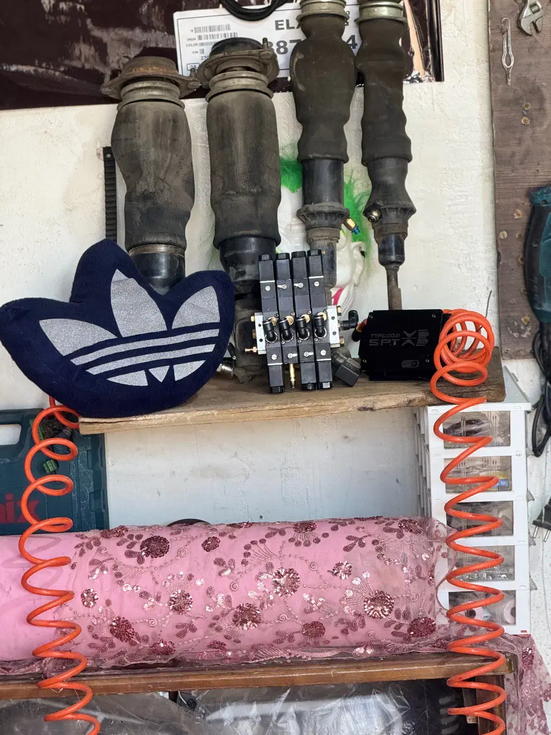 پنوماتیک پراید|قطعات یدکی و لوازم جانبی|خواجه, |دیوار