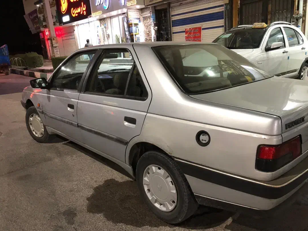 پژو 405 نقره ای مدل 94|خودرو سواری و وانت|دلیجان, |دیوار