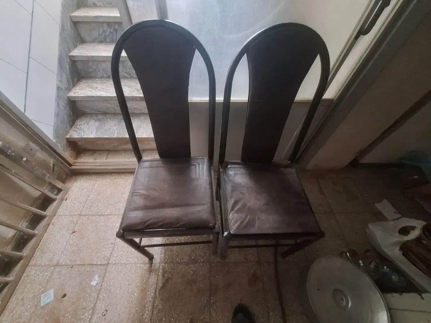 صندلی|صندلی و نیمکت|اراک, |دیوار