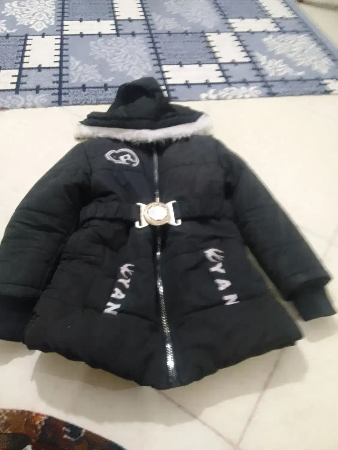 لباس بچه گانه|لباس|گلبهار, شهر جدید گلبهار|دیوار