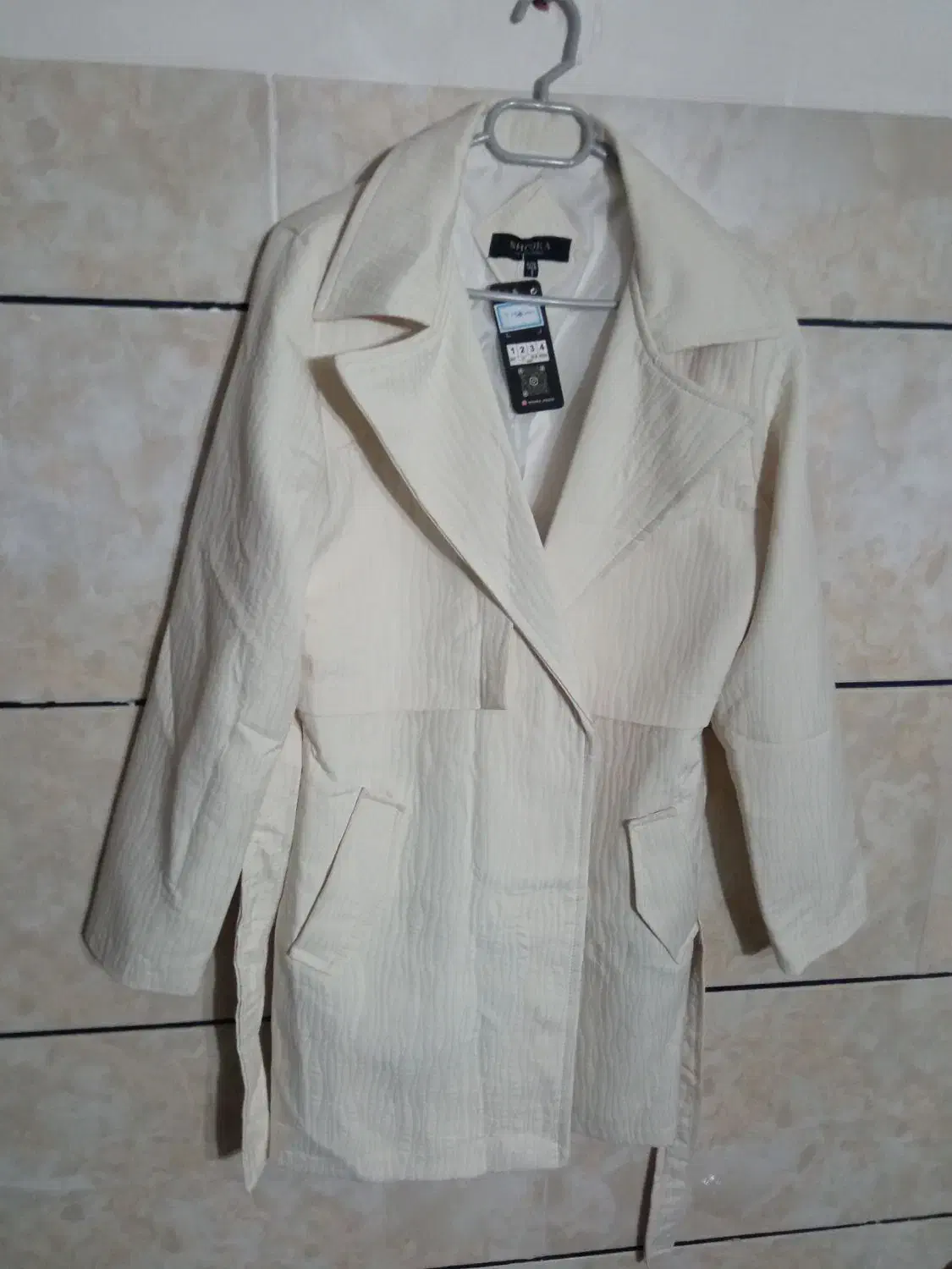 100 عدد لباس نو|لباس|الیگودرز, |دیوار