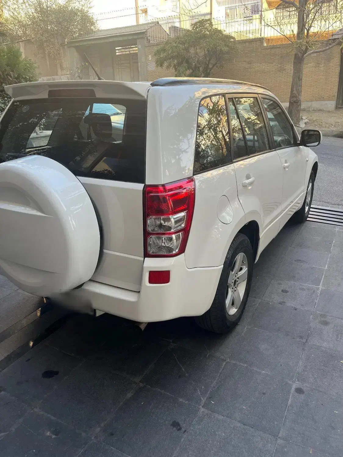 سوزوکی ویتارا ۱۳۸۸ اتومات|خودرو سواری و وانت|تهران, کوی فراز|دیوار