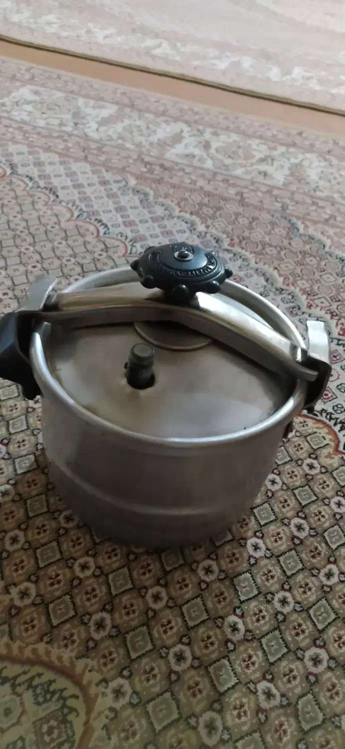 زود پز|ظروف پختوپز|اردبیل, |دیوار