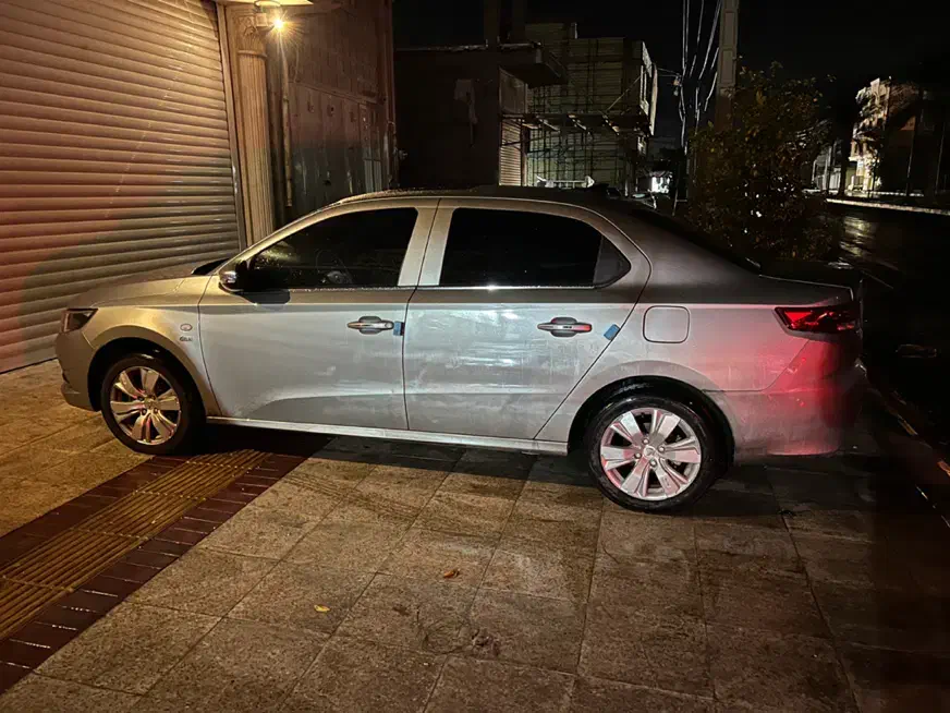 تارا وی ۴ تیتانیوم|خودرو سواری و وانت|لامرد, |دیوار