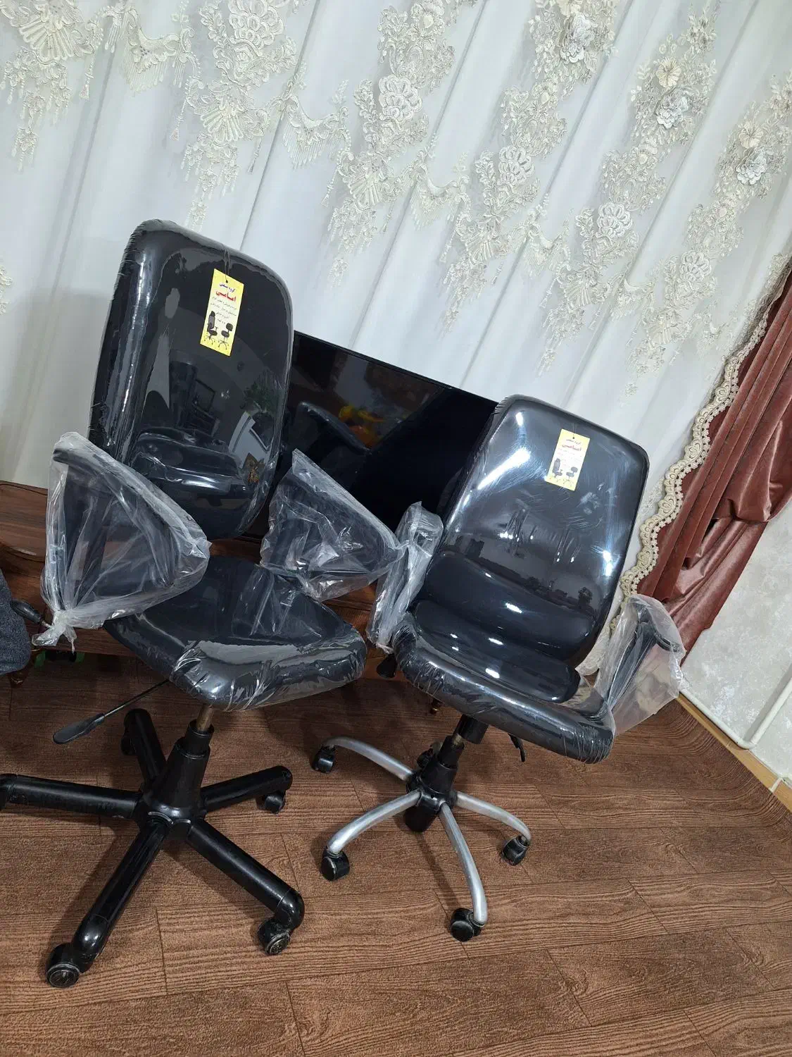 صندلی درحدنو|صندلی و نیمکت|مرند, |دیوار