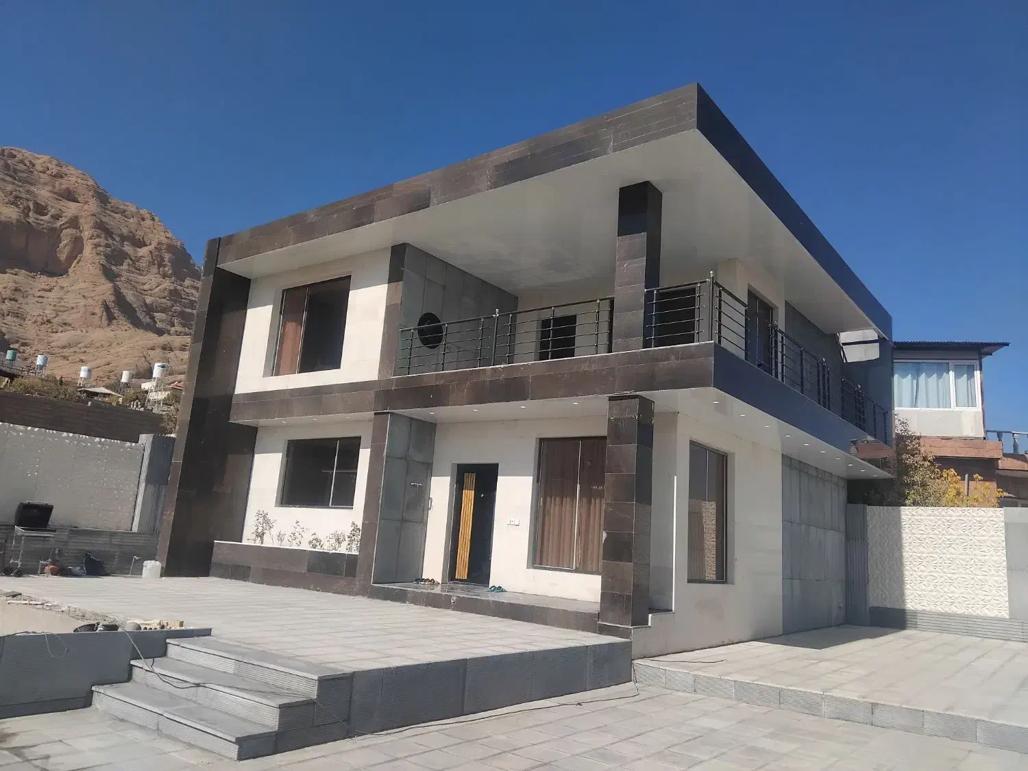 باغ ویلا مدرن دوکوهک|فروش خانه و ویلا|شیراز, قلات|دیوار