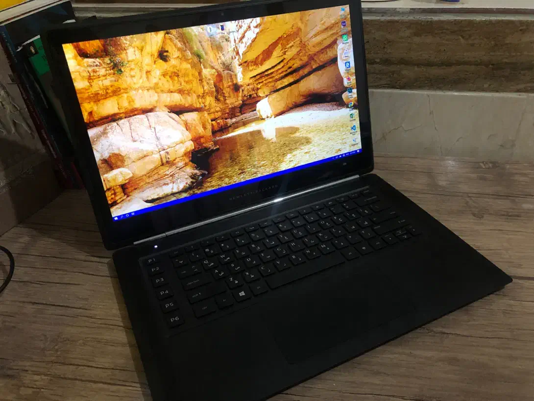 لبتاب hp لمسی گرافیک ۲ شیر تا ۱۰رم ۱۶، ۵۱۲ حافظه|رایانه همراه|بانه, |دیوار