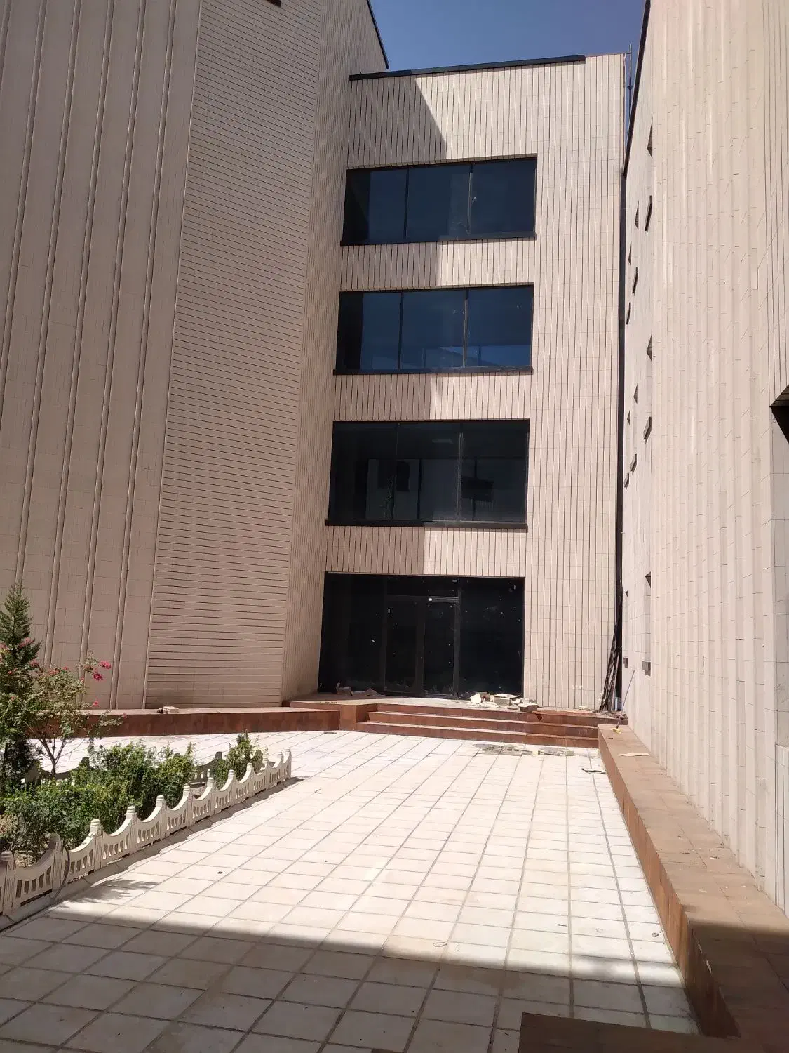 کفسابی و نماشویی و سنگ شوی و اجر شویی|خدمات نظافت|قم, پردیسان|دیوار