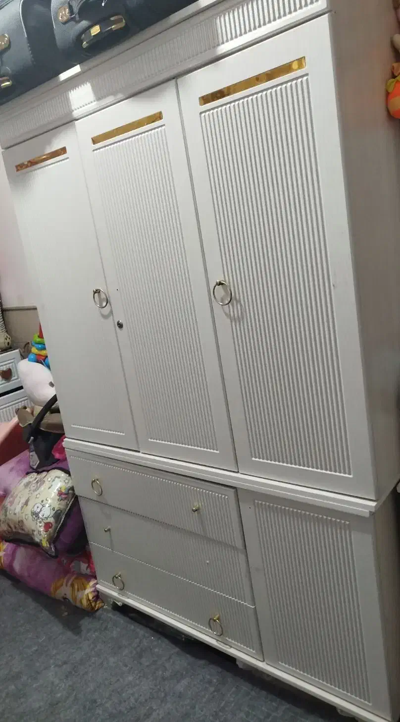 کمدلباس|جاکفشی، کمد، دراور|قم, علی آباد سعدگان|دیوار