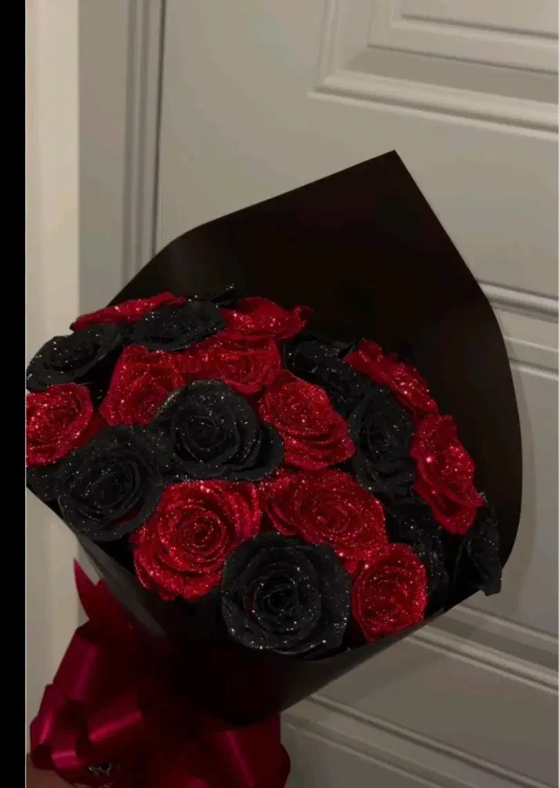 قبول سفارش گل برای یلدا . ولنتاین|گل مصنوعی|سهند, |دیوار