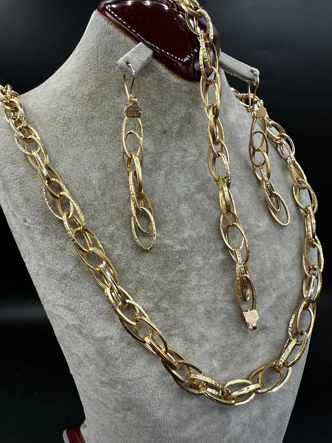 سرویس شانل 21گرم فقط ۴درصد طلا بدون اجرت|جواهرات|تهران, شهرک ولیعصر شمالی|دیوار