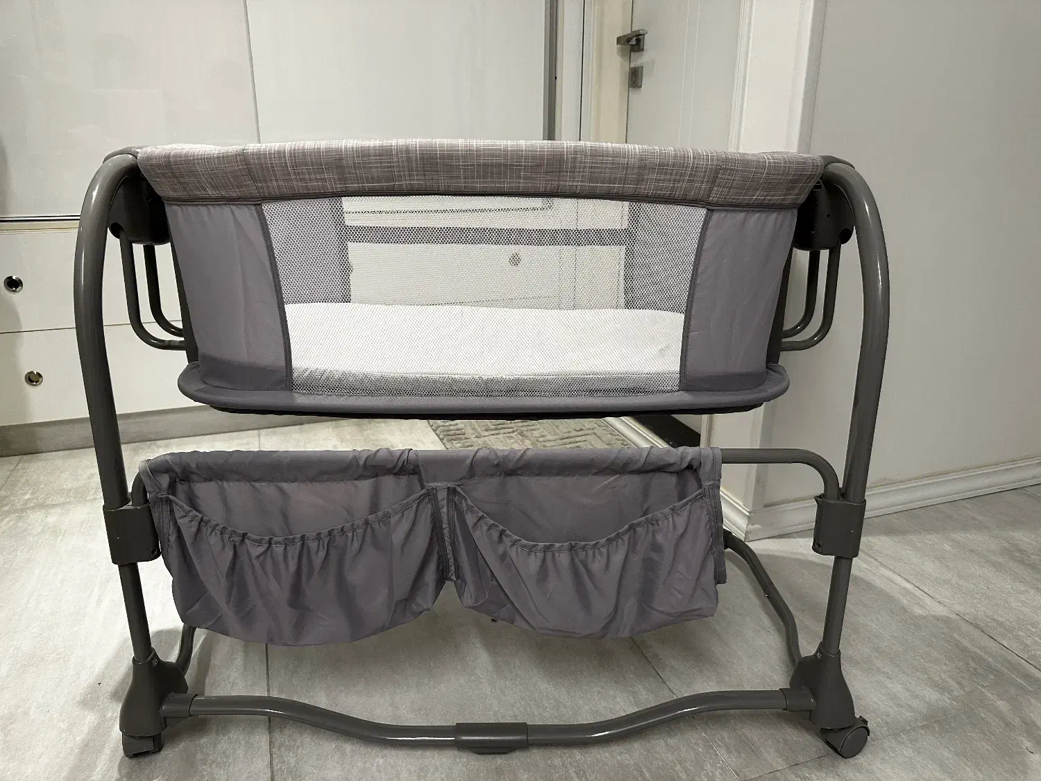 گهواره برقی و تخت کنار مادر ماستلا مدل ۱*۳|تخت و صندلی بچه|تهران, شهرک آزمایش|دیوار