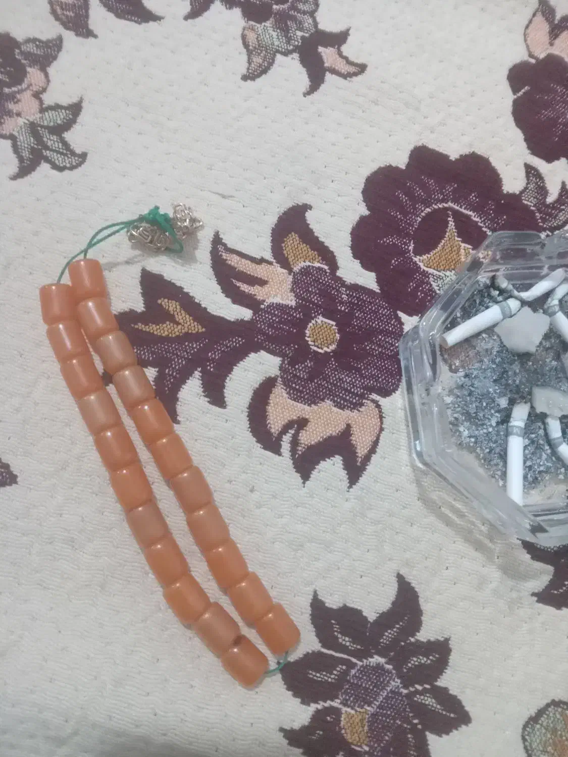 تسبیح|کلکسیون اشیاء عتیقه|خسروشاه, |دیوار