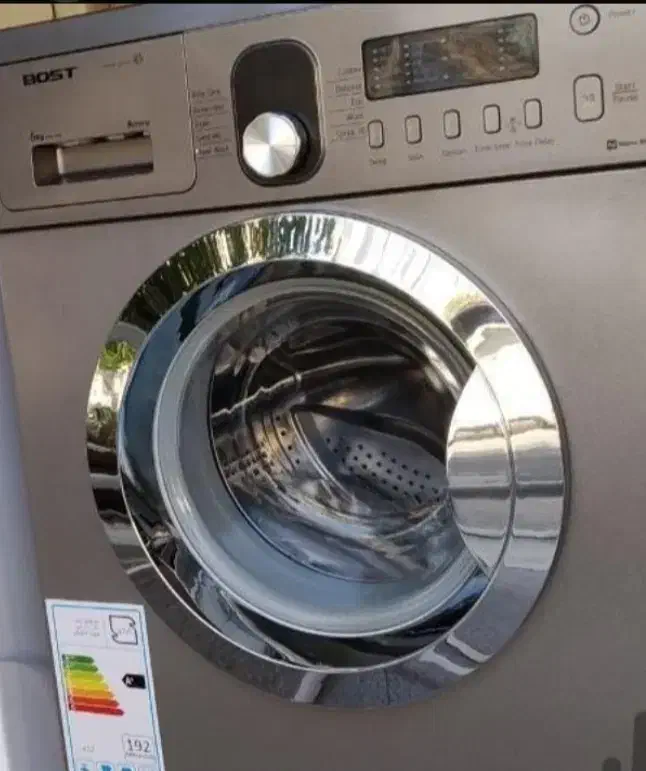 ماشین لباسشویی ۸ کیلویی در حد نو|ماشین لباسشویی و خشک‌کن لباس|کرج, جهان‌شهر|دیوار