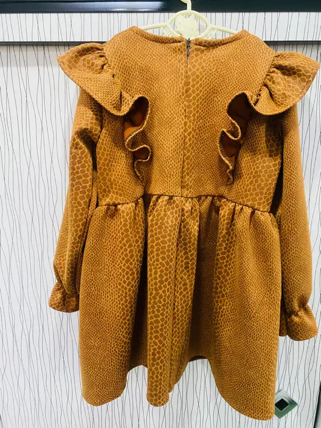 لباس|کفش و لباس بچه|محمدشهر, محمدشهر|دیوار