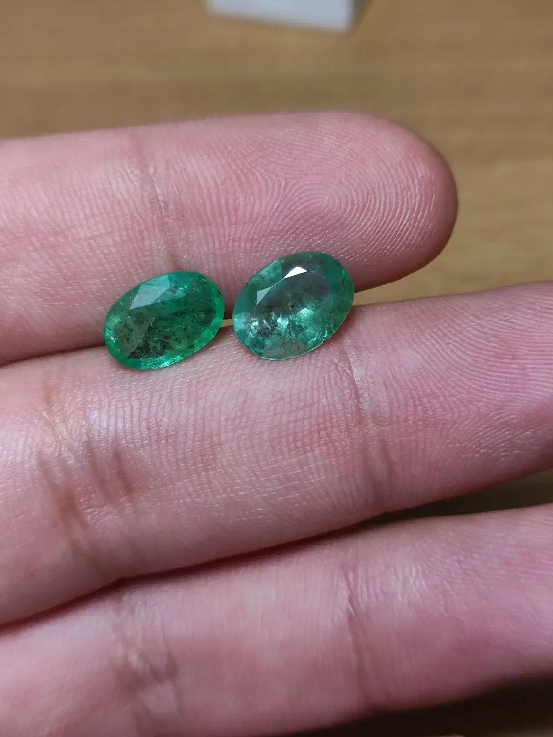 سنگ های زمرد|جواهرات|قم, پردیسان|دیوار