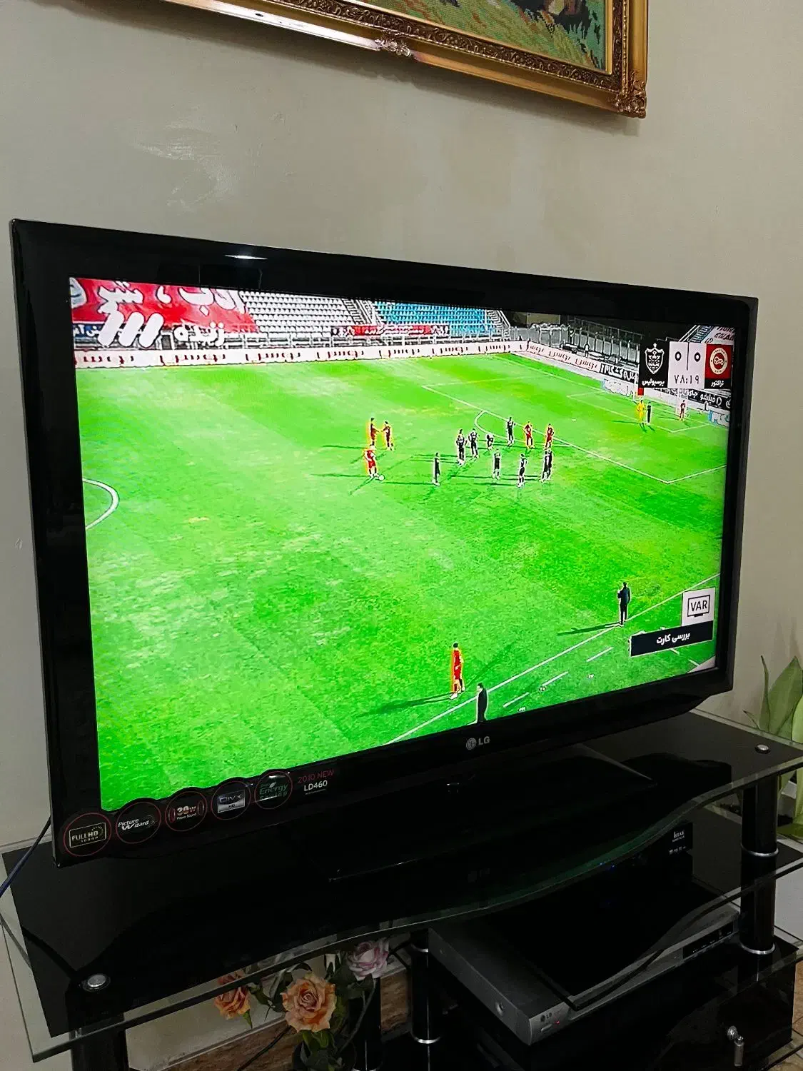 میز و تلویزیون LG 42inch|تلویزیون و پروژکتور|امیرکلا, |دیوار