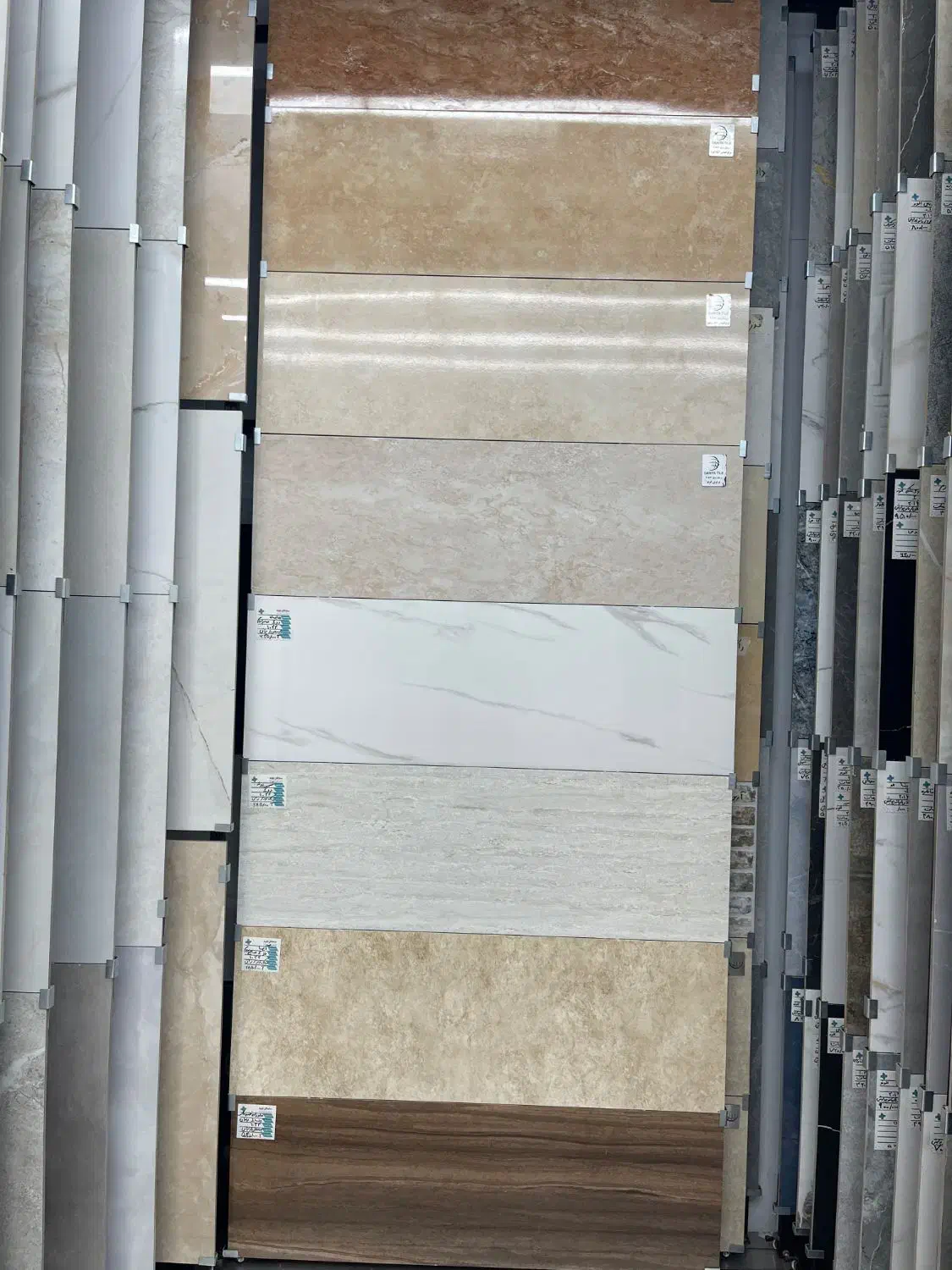 کاشی و سرامیک ۴۰*۱۲۰ به قیمت عمده|مصالح و تجهیزات ساختمان|ساری, |دیوار