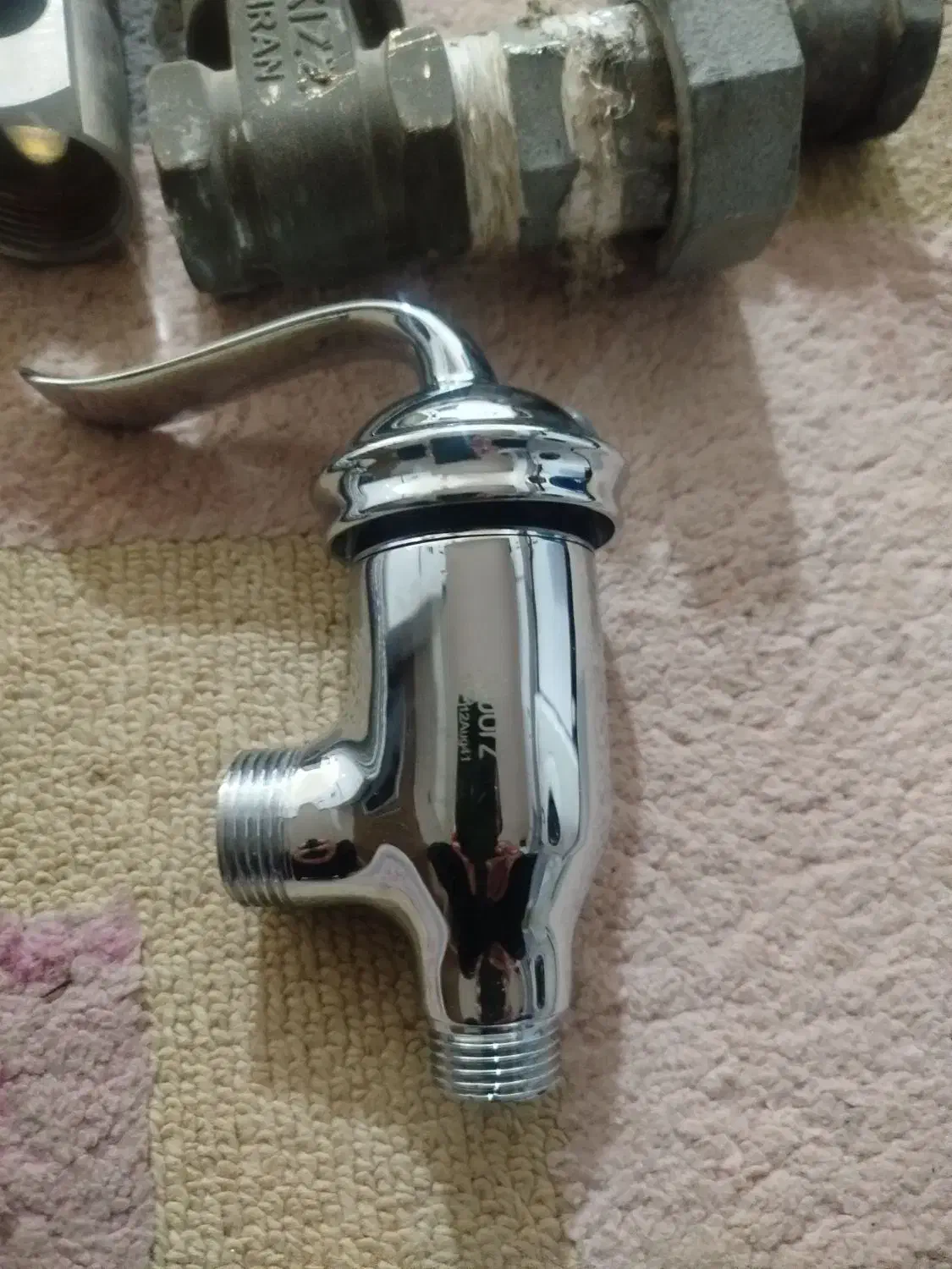 شیرآلات همه باهم یکجا فقط تماس پاسخگو هستم|مصالح و تجهیزات ساختمان|گنبد کاووس, |دیوار