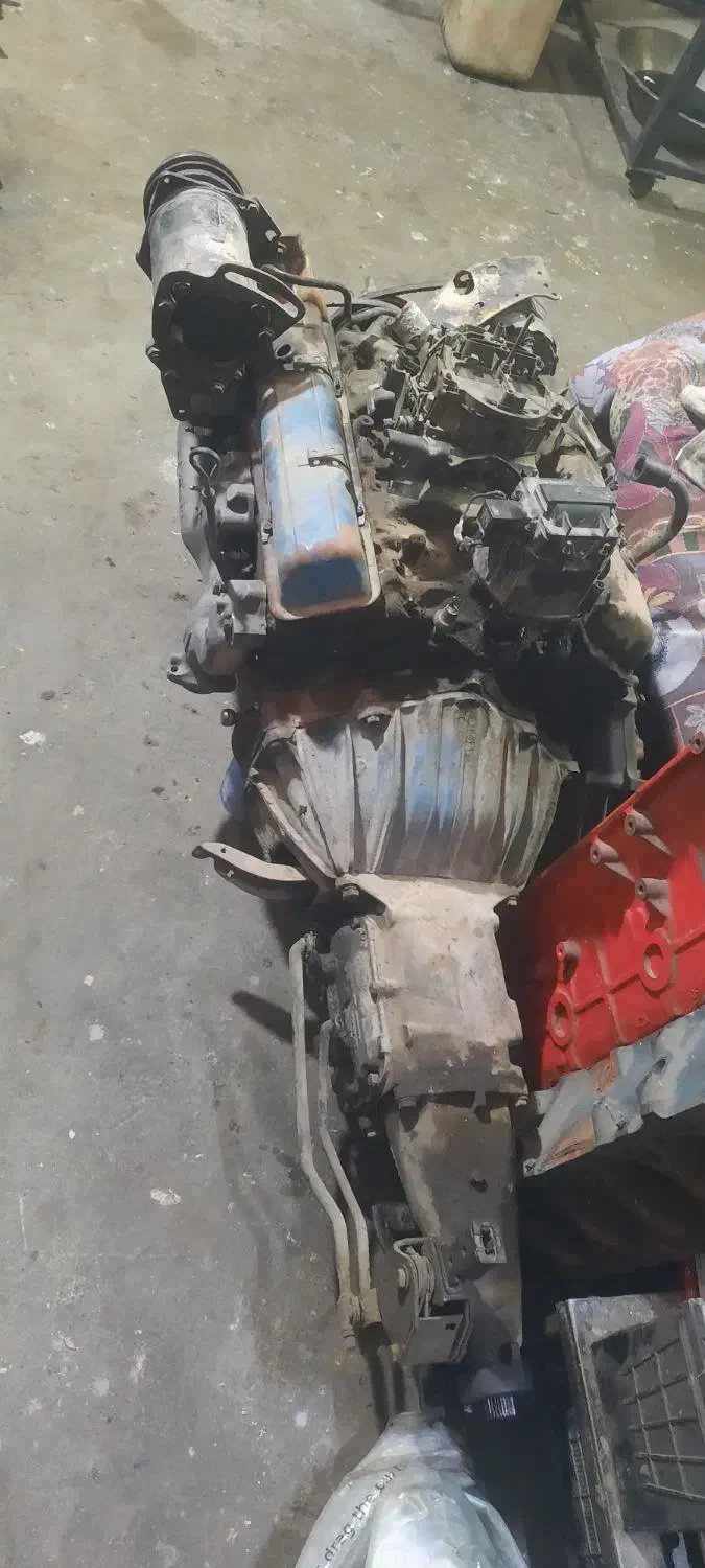 موتور ۳۰۵ بیوک دیفرانسیل ۲۲/47 رادیاتور. جلو پنجره|قطعات یدکی و لوازم جانبی|شاندیز, |دیوار