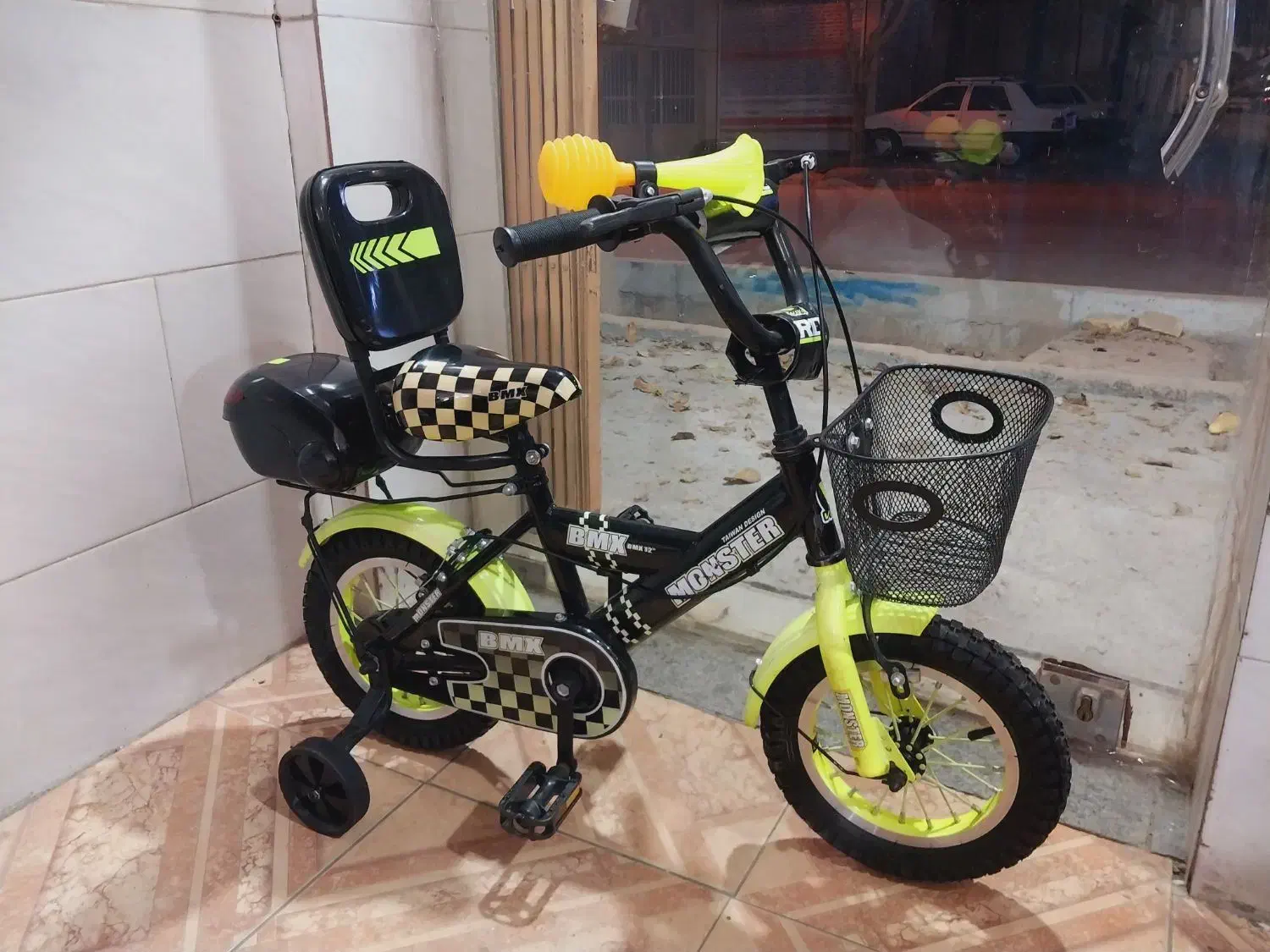 2عدد دوچرخه سایز ۱۲ دخترانه پسرانه در حد نو|دوچرخه، اسکیت، اسکوتر|اصفهان, باغ فدک|دیوار