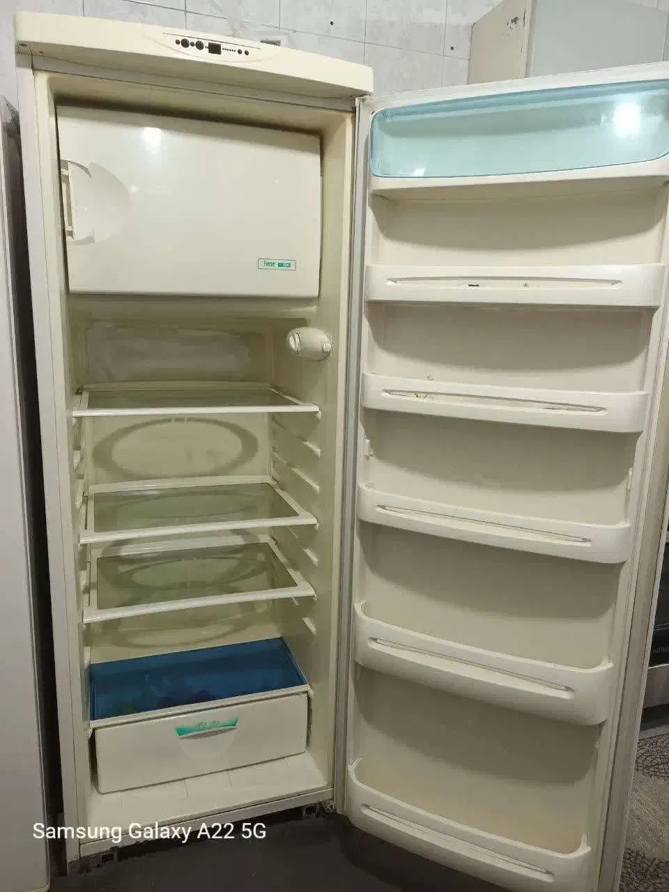 یخچال و فریزر|یخچال و فریزر|قم, نیروگاه|دیوار