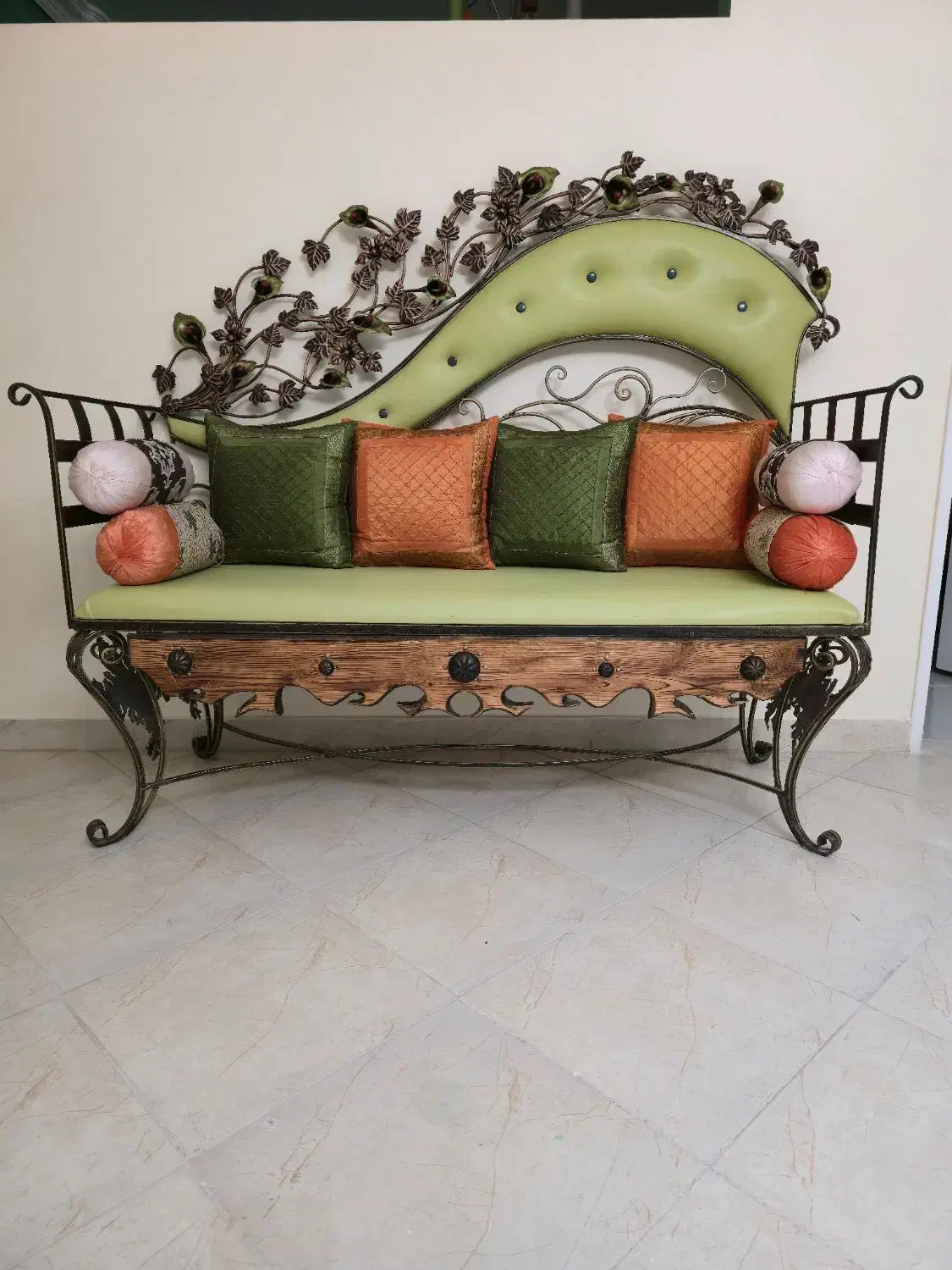 مبل فرفروژه دونفره|مبلمان خانگی و میز عسلی|مشهد, گوهرشاد|دیوار