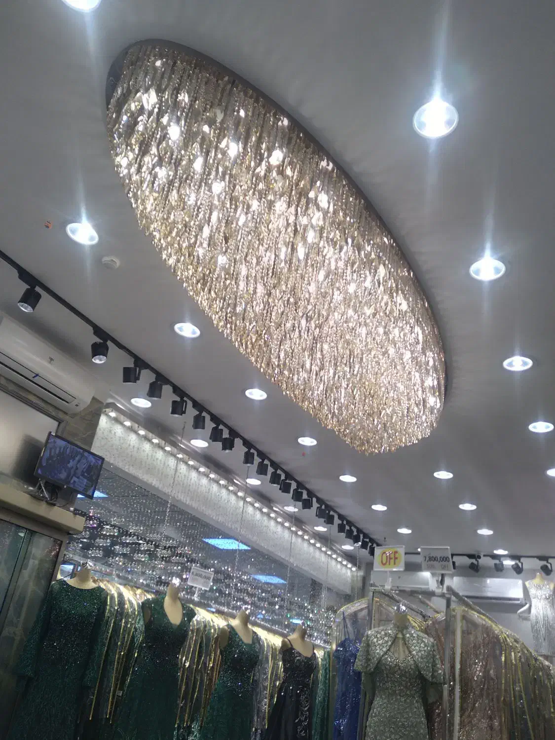 تعمیرونصب انواع لوسترهای ایرانی وخارجی|خدمات پیشه و مهارت|رشت, امین الضرب|دیوار