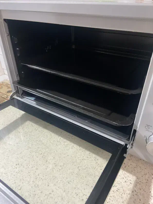 توستر خارجی سالم ونو|اجاق گاز و لوازم برقی پخت‌وپز|بندر انزلی, کارآموزی|دیوار