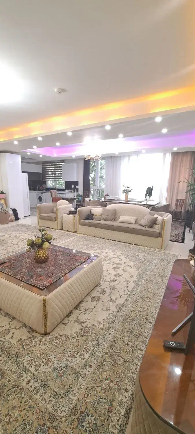 ۱۳۲ متر/فول میدان تسلیحات|فروش آپارتمان|تهران, تسلیحات|دیوار