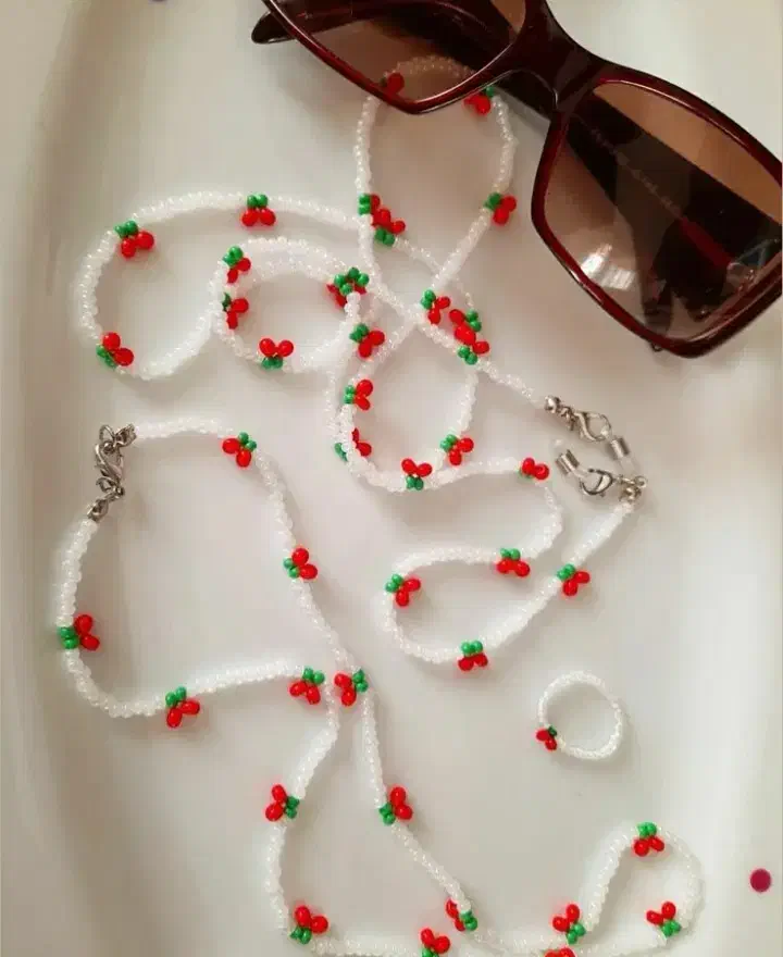 بند عینک|زیورآلات و اکسسوری|اراک, |دیوار