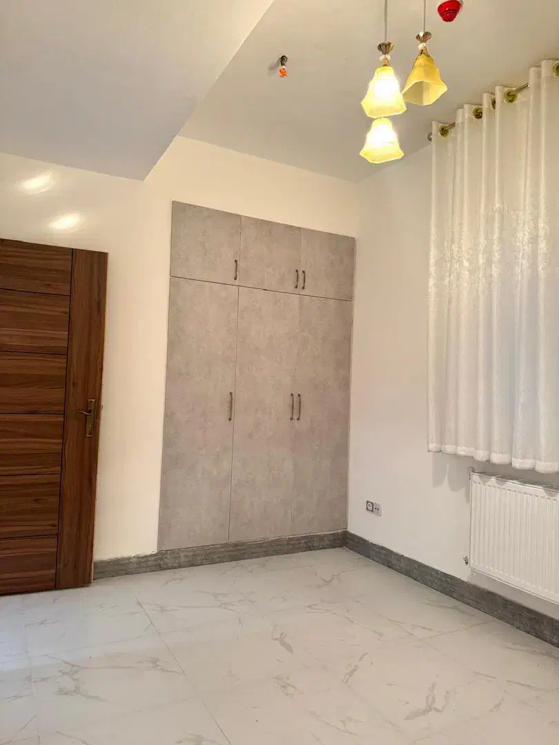 رهن و اجاره واحد 2خوابه 140متری برف فروشان|اجارهٔ آپارتمان|شیراز, شهرک برف فروشان|دیوار