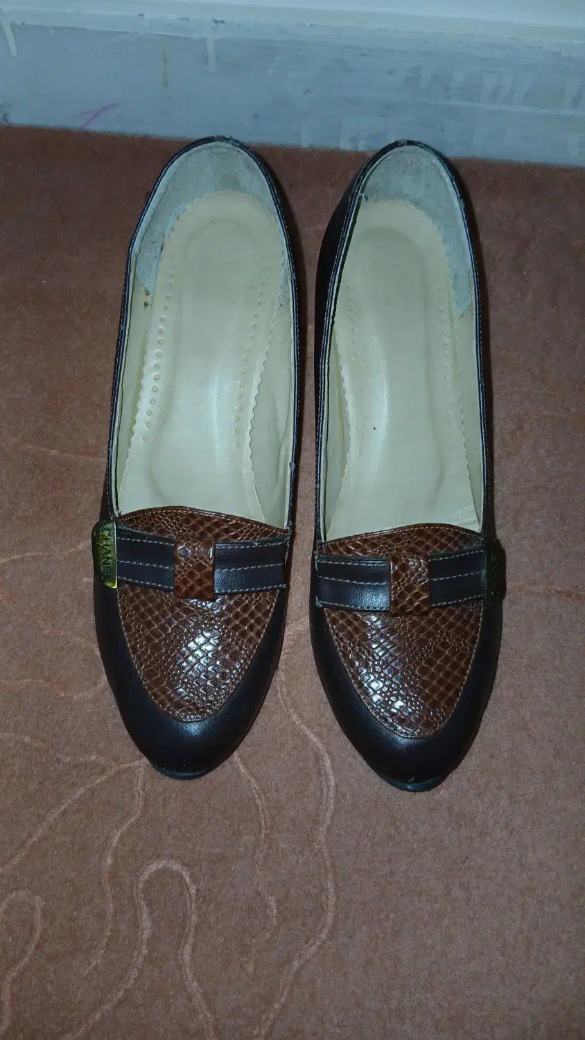 کفش مجلسی|کیف، کفش، کمربند|کرج, عظیمیه|دیوار