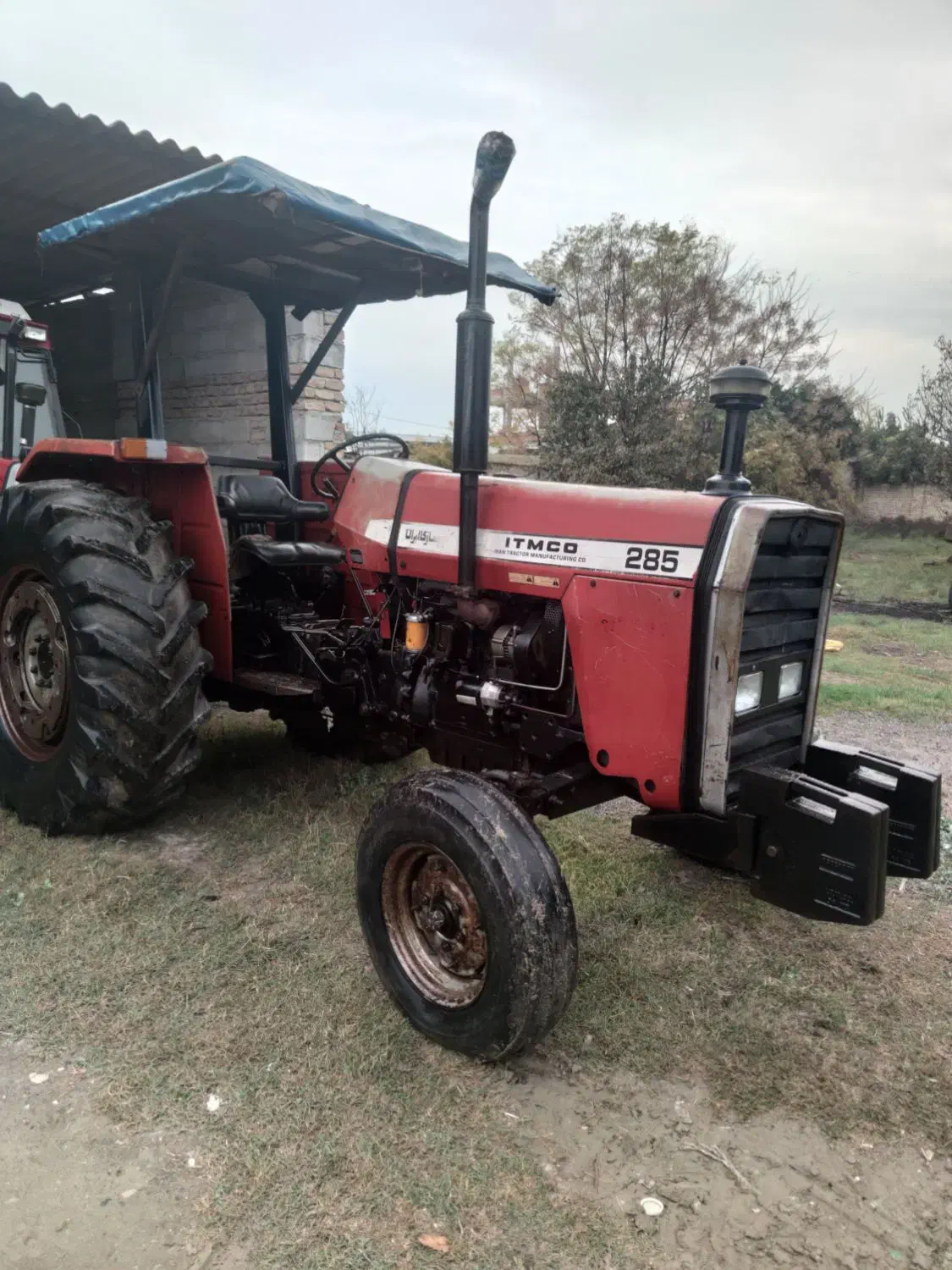 تراکتور ۲۸۵ درحدمدل ۸۸|خودرو سنگین|سیمین شهر, |دیوار