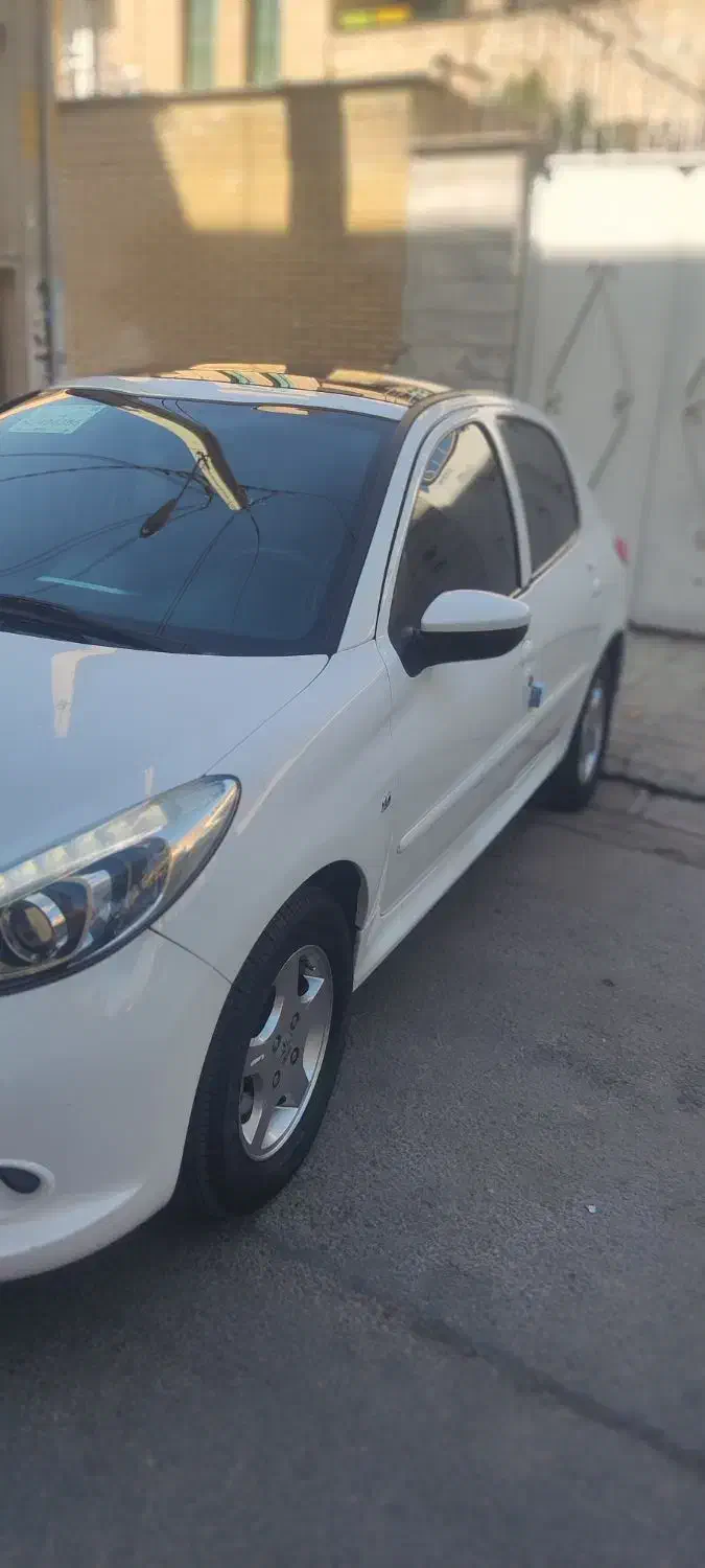 207پانا 1401تی یو فایو کارمندی|خودرو سواری و وانت|شیراز, قالیشویی|دیوار