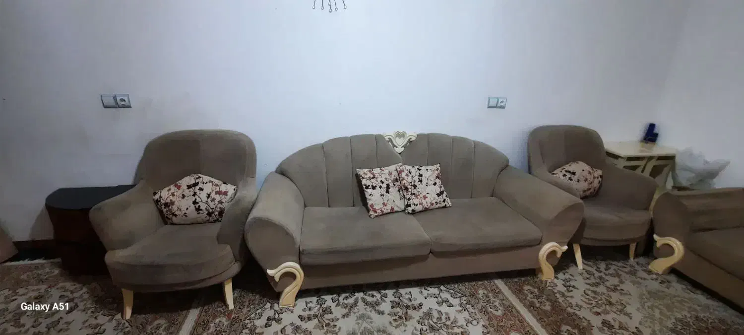 مبل ۸ نفره فروش فوری|مبلمان خانگی و میز عسلی|رباط‌کریم, رباط‌کریم|دیوار